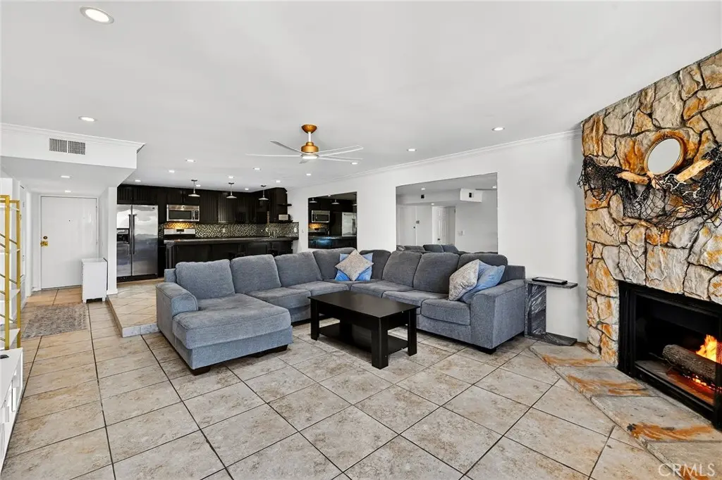 Condominium for sale at 2501 S El Camino Real 204, San Clemente, CA featuring 1 bed and 1 bath