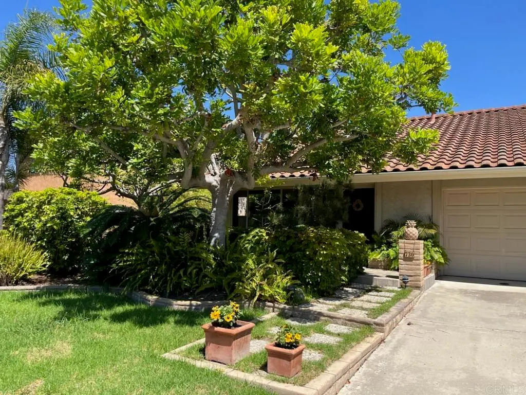 Single Family Residence for rent at 730 San Mario Drive, Solana Beach, CA featuring 2 beds and 2 baths