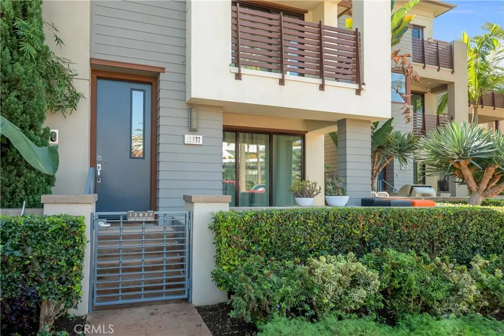Single Family Residence for sale at 12837 N Seaglass, Los Angeles, CA featuring 3 beds and 3 baths