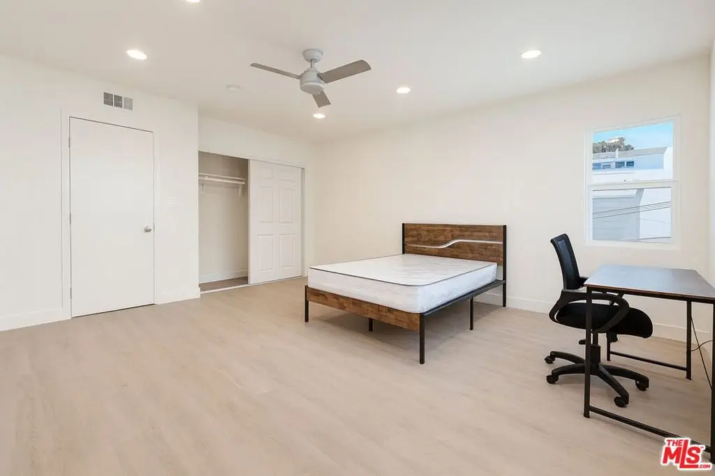 Residential Lease for rent at 1189 W 36th Place 3, Los Angeles, Los Angeles County, CA featuring 4 beds and 2 baths