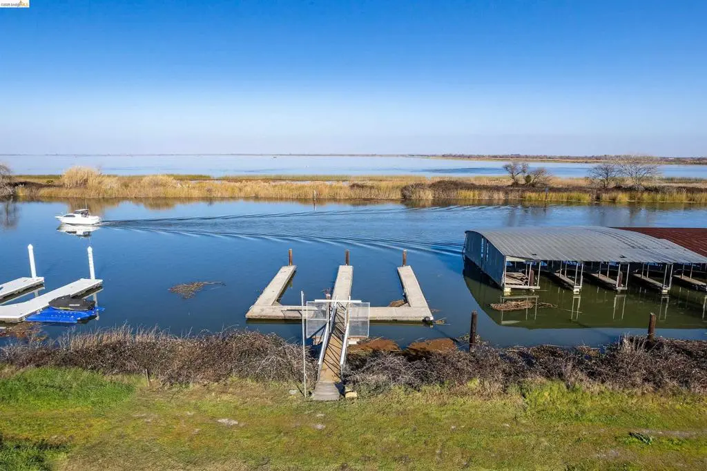 6831 Riverview Rd, Bethel Island, CA — listing photo 1