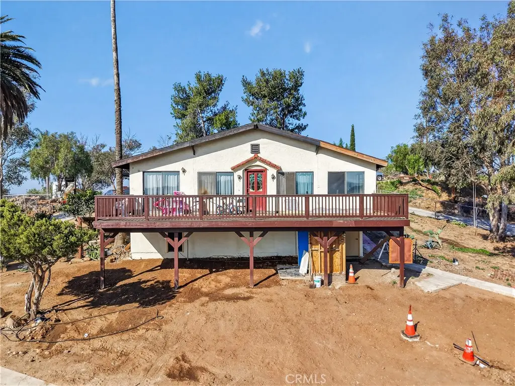 Single Family Residence for sale at 5641 Rutile, Jurupa Valley, CA featuring 3 beds and 1 bath