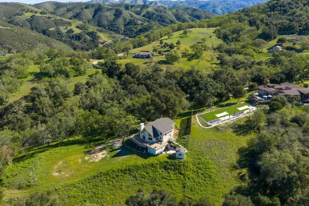 20510 Cachagua Road, Carmel Valley, CA — listing photo 1