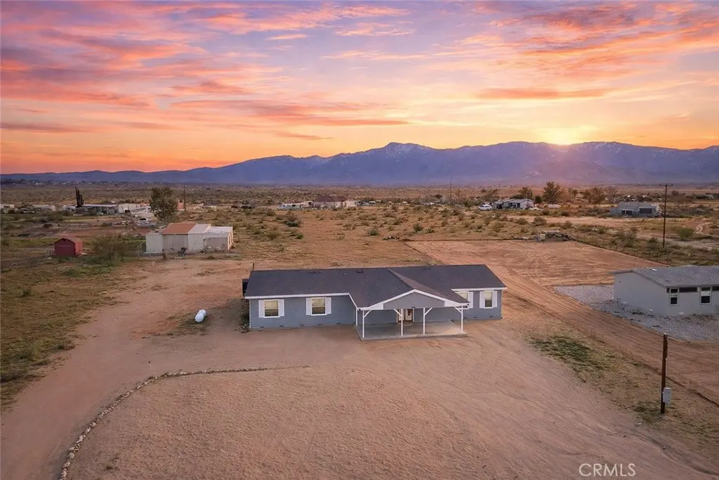 3749 South St, Phelan, CA — listing photo 1