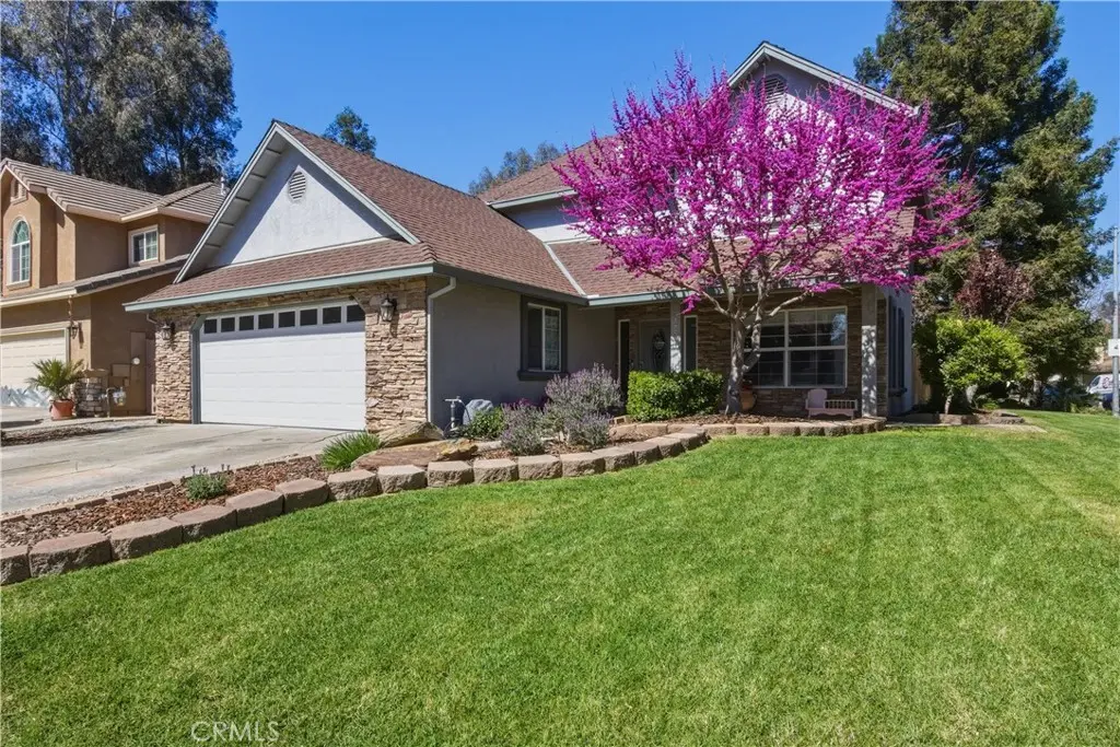 1201 W Donna, Merced, CA — listing photo 1