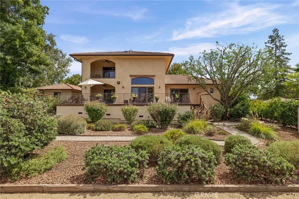 1479 Oak Ridge Drive, Chico, CA — listing photo 1