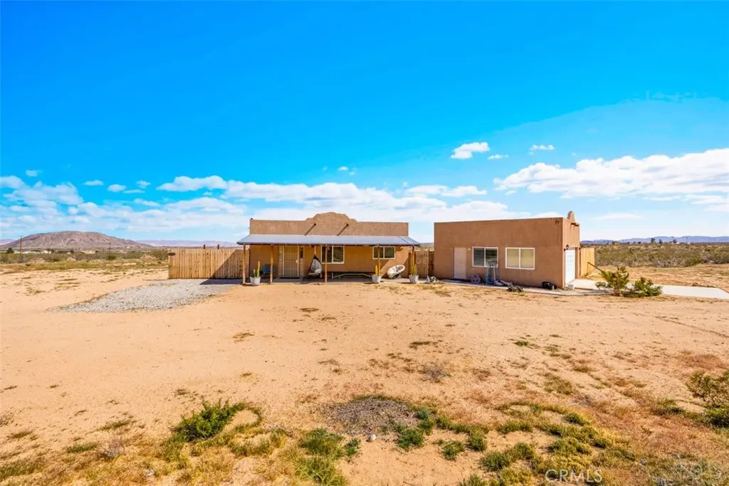 1335 Fortuna Ave, Landers, CA — listing photo 1