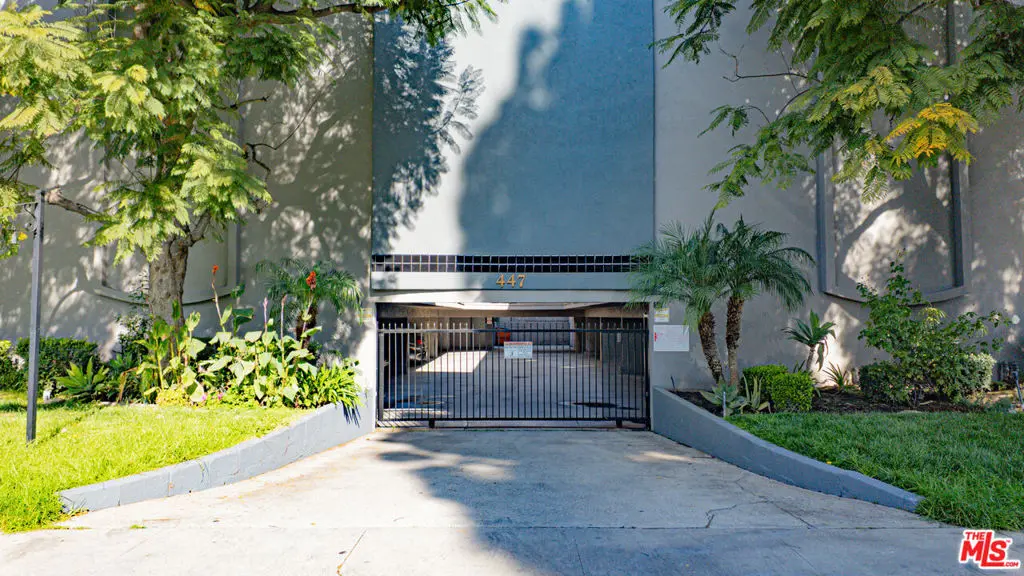 Residential Income for sale at 447 W Elk Avenue, Glendale, CA featuring 24 beds and 25 baths