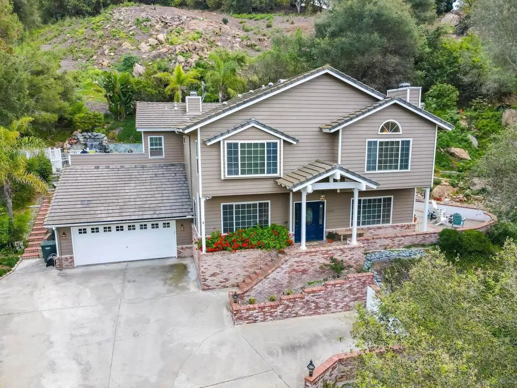 2656 Secret Lake Ln, Fallbrook, CA — listing photo 1