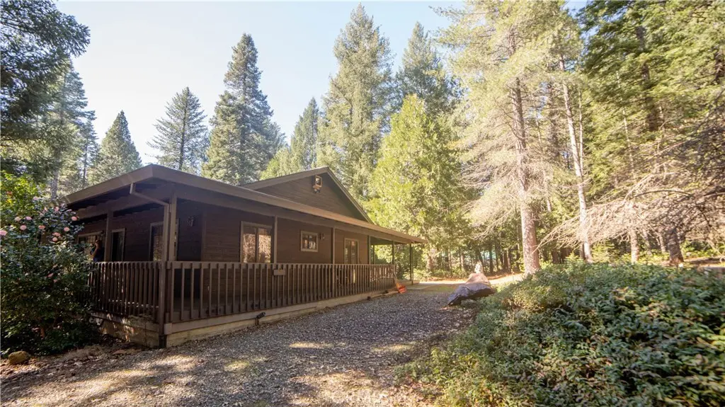 6735 Lakefront Dr, Magalia, CA — listing photo 1