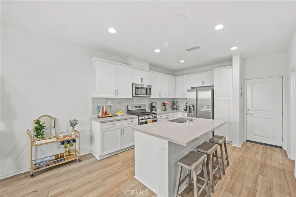 16025 Main Street, Chino, CA — listing photo 1