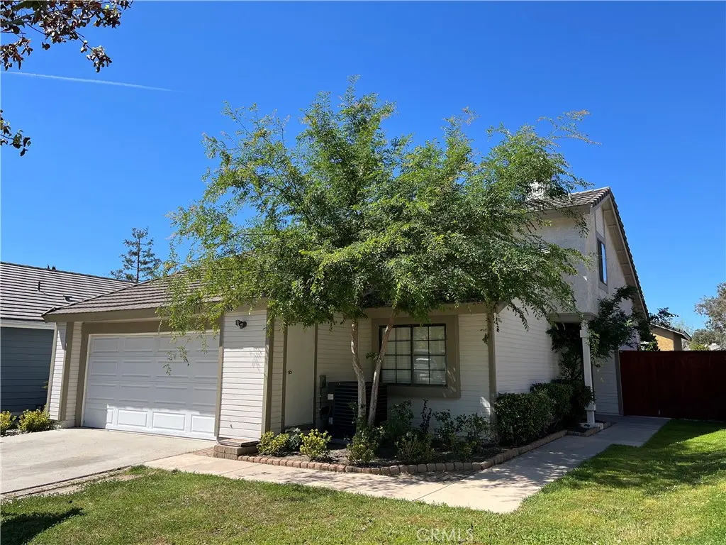 Single Family Residence for sale at 2545 Belvedere Court, Simi Valley, CA featuring 4 beds and 3 baths
