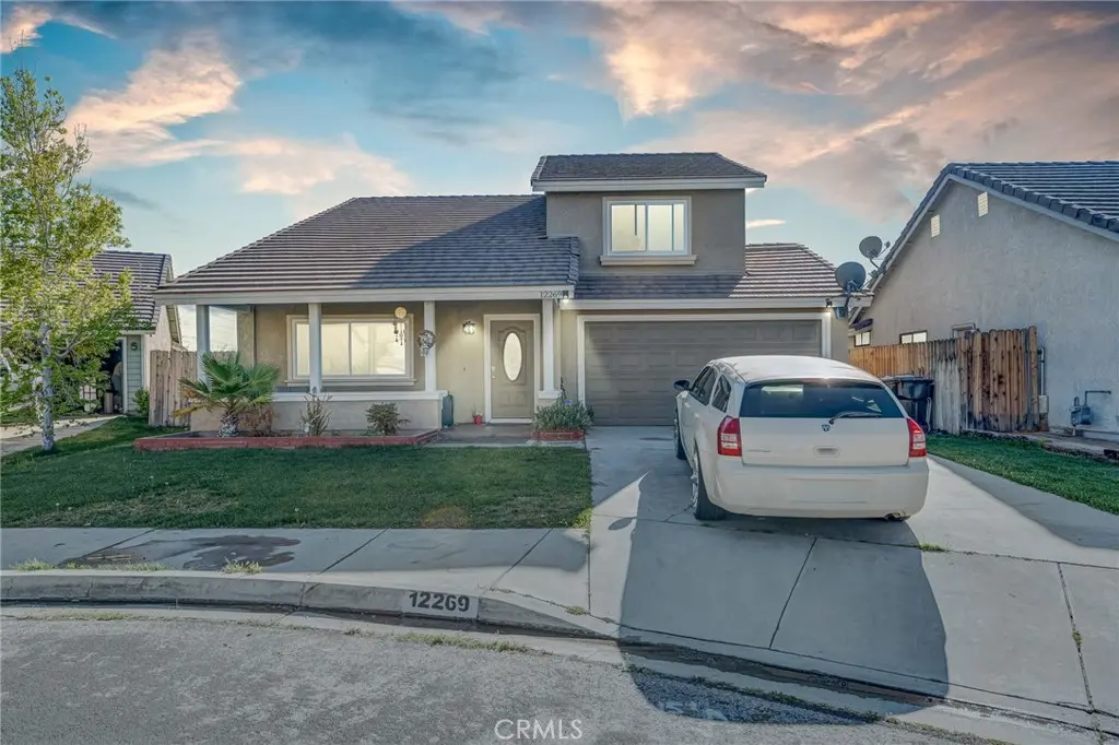 12269 Stonegate Cir, Victorville, CA — listing photo 1