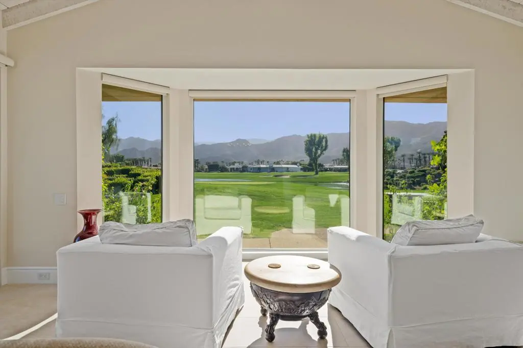 Single Family Residence for rent at 1 Mayfair Drive, Rancho Mirage, CA featuring 3 beds and 3 baths