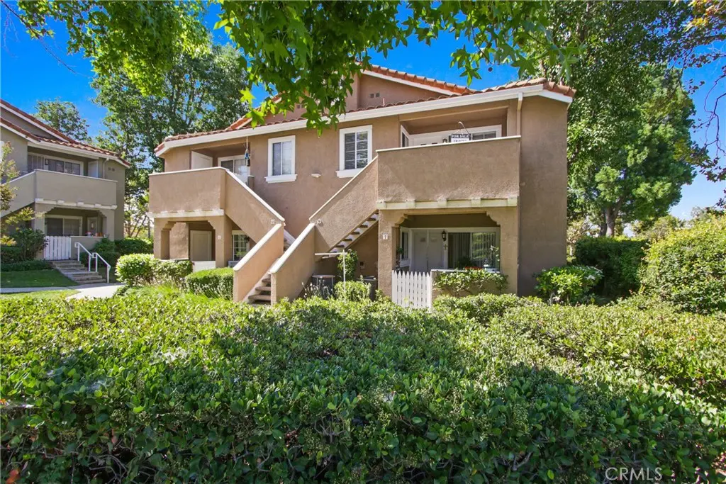 Condominium for sale at 7 VIA CRESTA, Rancho Santa Margarita, CA featuring 2 beds and 1 bath