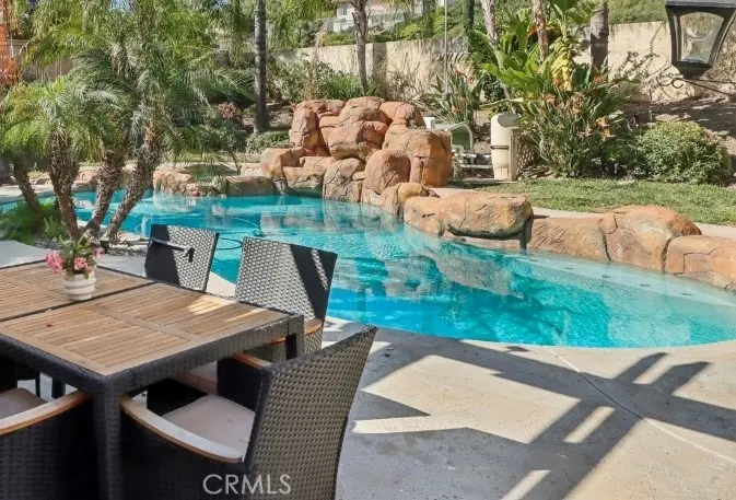 Single Family Residence for sale at 30 Villa Valtelena, Lake Elsinore, CA featuring 3 beds and 3 baths
