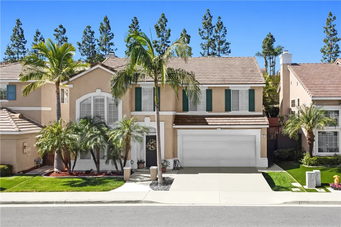 Single Family Residence for sale at 37 Northern Pine Loop, Aliso Viejo, CA featuring 3 beds and 3 baths