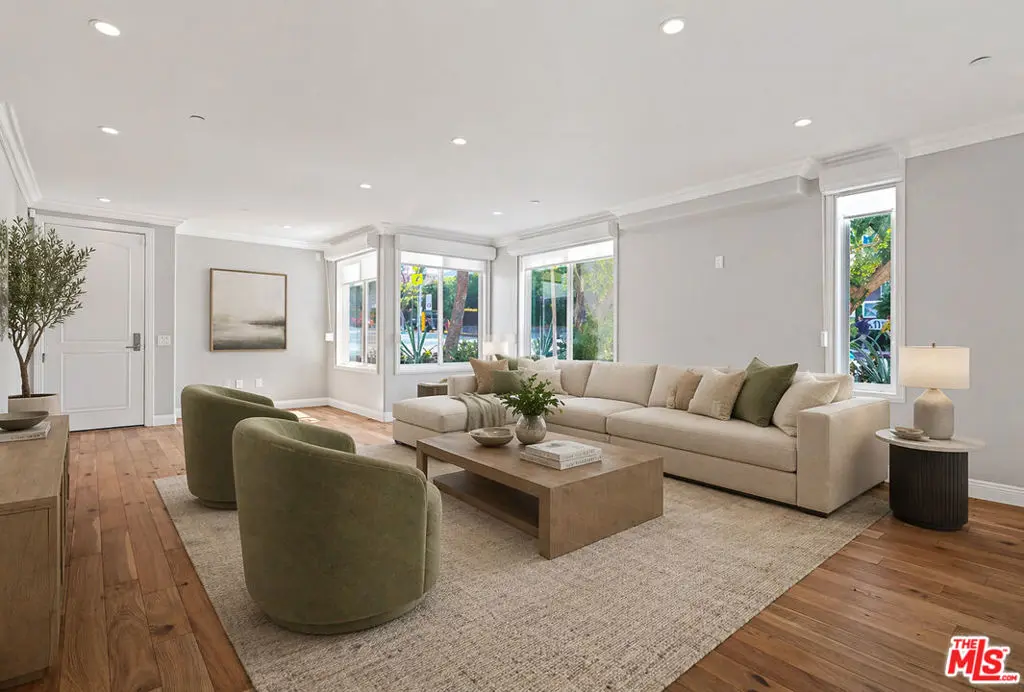 Residential Lease for rent at 1283 Havenhurst Drive 101, West Hollywood, Los Angeles County, CA featuring 2 beds and 3 baths