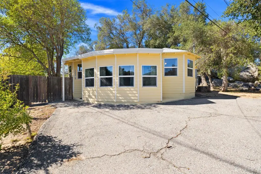 18670 Cryer Drive, Banning, CA — listing photo 1