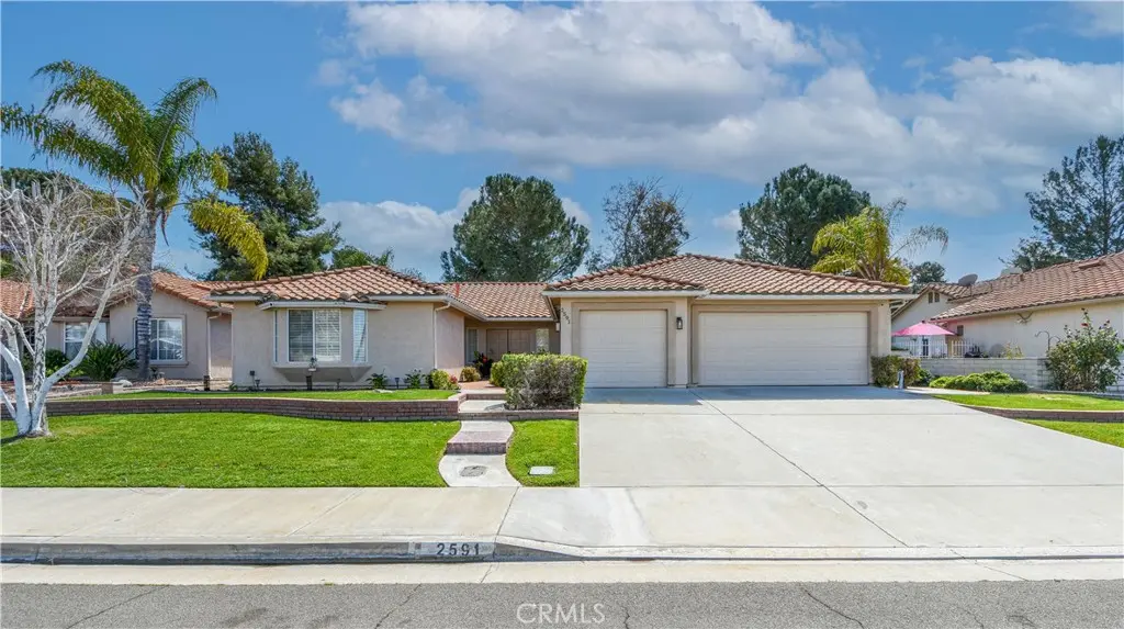 Single Family Residence for sale at 2591 Peach Tree, Hemet, CA featuring 3 beds and 2 baths
