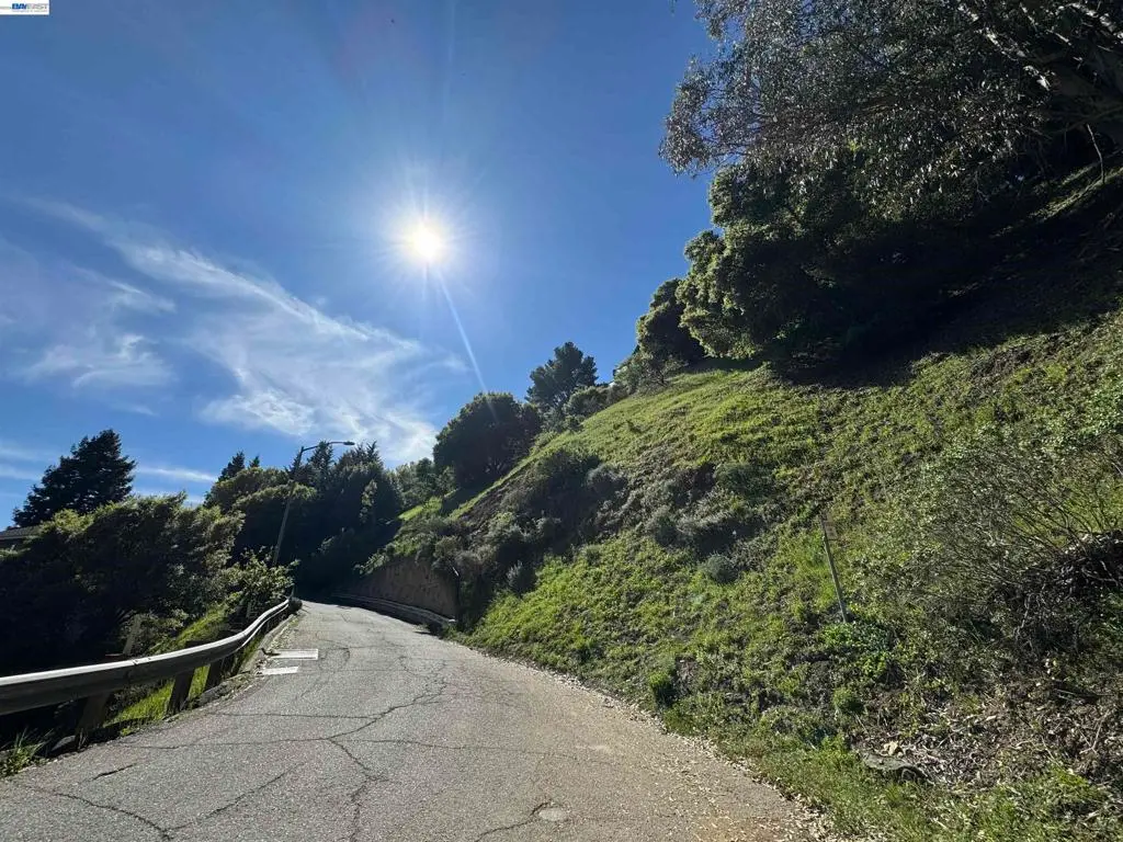 0 Charing Cross Rd, Oakland, CA — listing photo 1