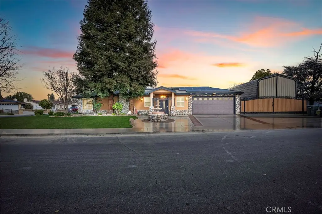 Single Family Residence for sale at 6317 Scenic Way, Bakersfield, CA featuring 3 beds and 2 baths