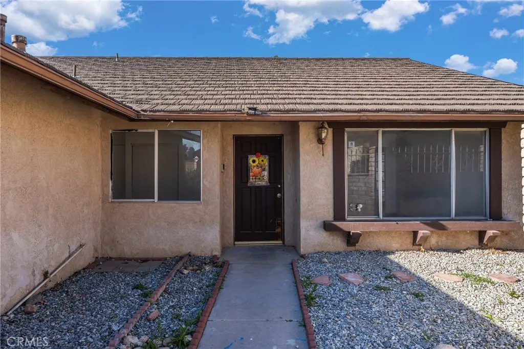 13802 Red Hill, Victorville, CA — listing photo 1