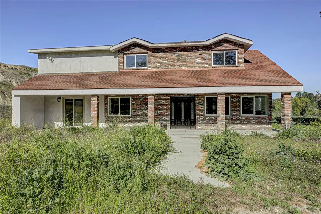 27506 Oak Spring Canyon Road, Canyon Country, CA — listing photo 1