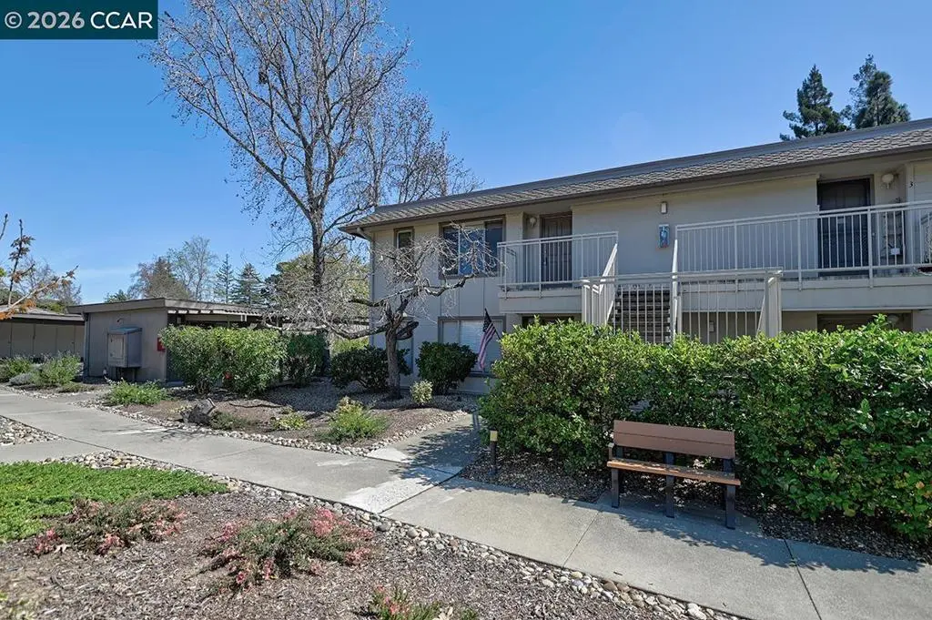 Condominium for sale at 1312 Skycrest Dr 1, Walnut Creek, CA featuring 1 bed and 1 bath