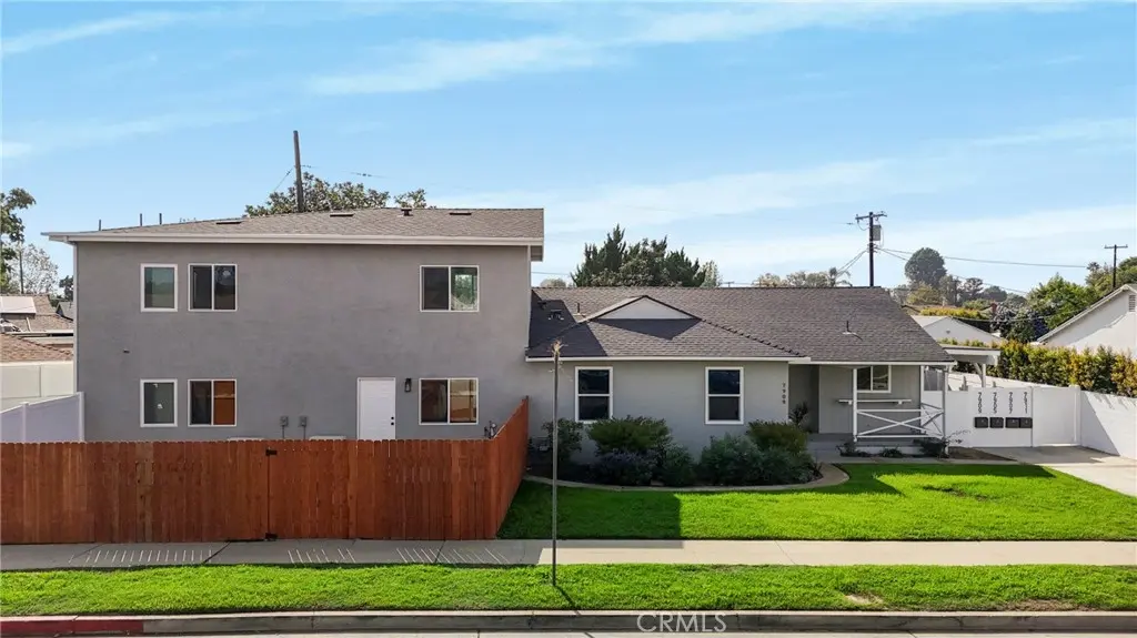 7909 Aldea Avenue, Lake Balboa, CA — listing photo 1