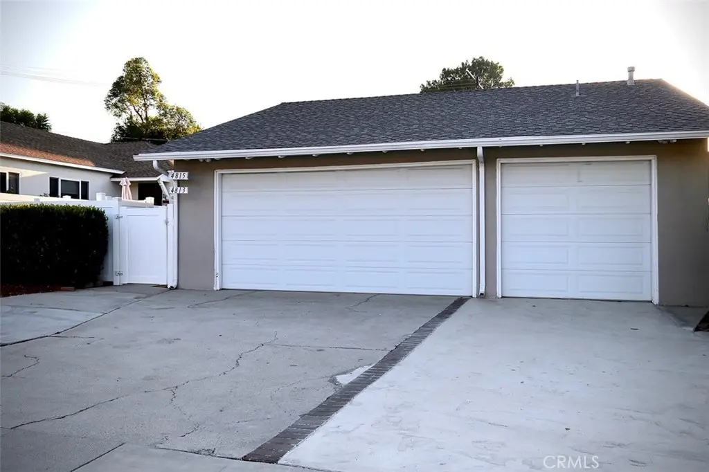 4813 Topanga Canyon, Woodland Hills, CA — listing photo 1