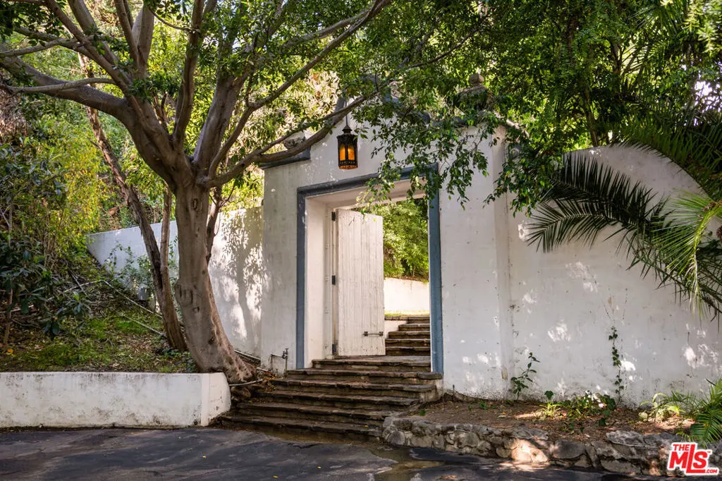 Single Family Residence for sale at 1196 Brooklawn Drive, Los Angeles, CA featuring 5 beds and 6 baths