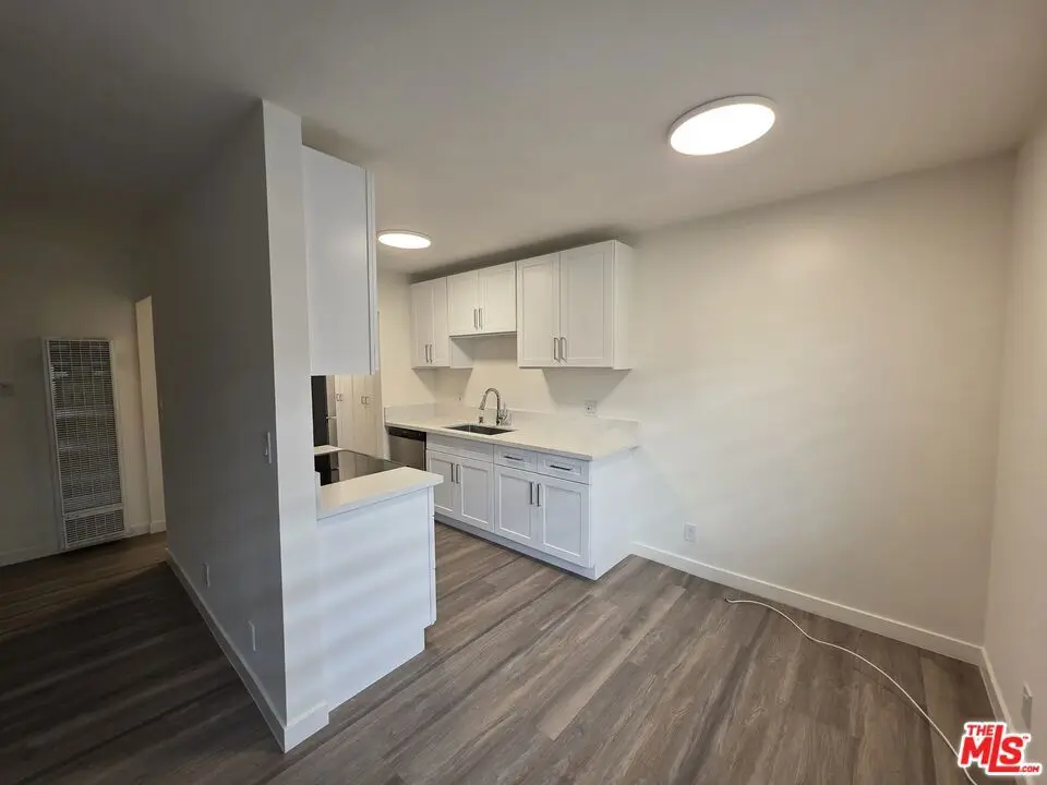 Apartment for rent at 1433 Brockton Avenue 4, Los Angeles, CA featuring 1 bed and 1 bath
