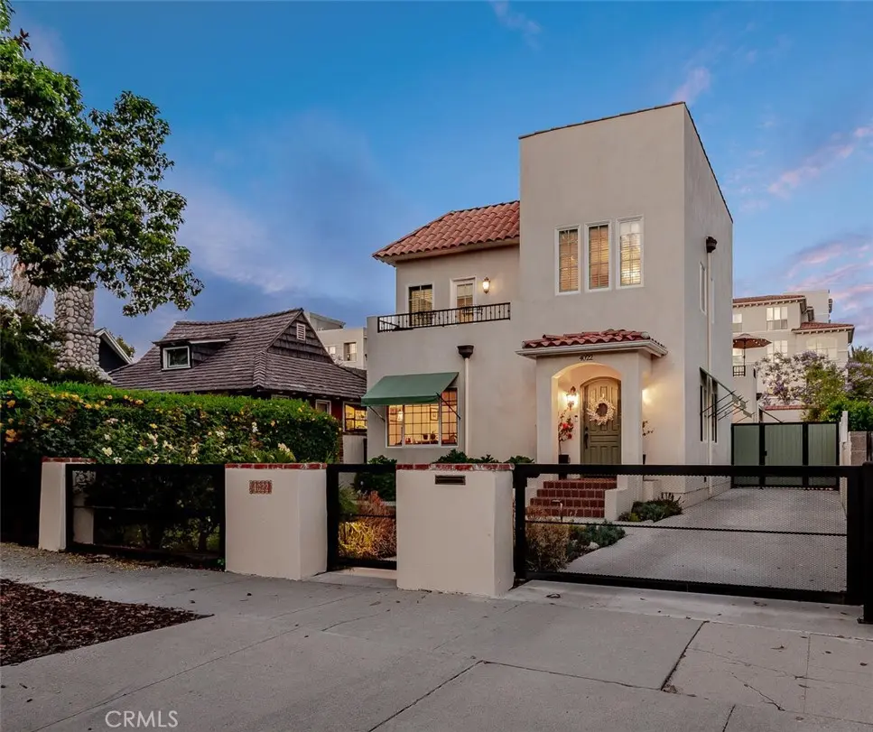 4022 Willowcrest Avenue, Studio City, CA — listing photo 1