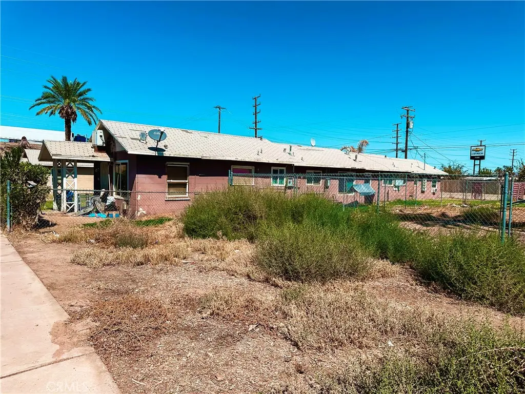 Apartment for sale at 316 S Spring Street, Blythe, CA
