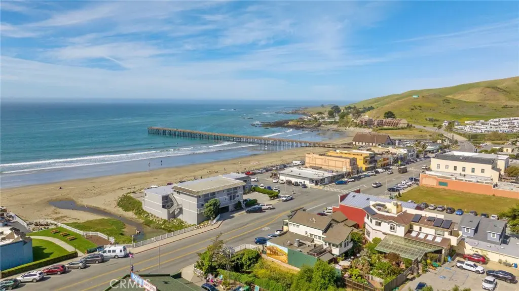 77 N Ocean Avenue 12, Cayucos, CA — listing photo 1