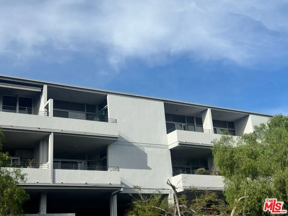 16601 Marquez Avenue 203, Pacific Palisades, CA — listing photo 1