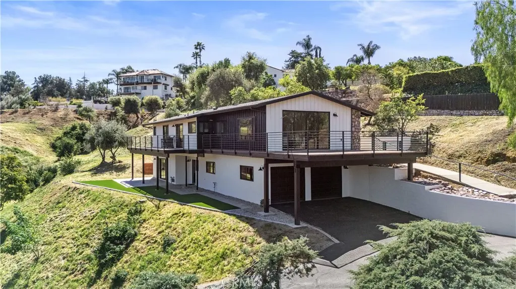 1909 Canyon, Redlands, CA — listing photo 1
