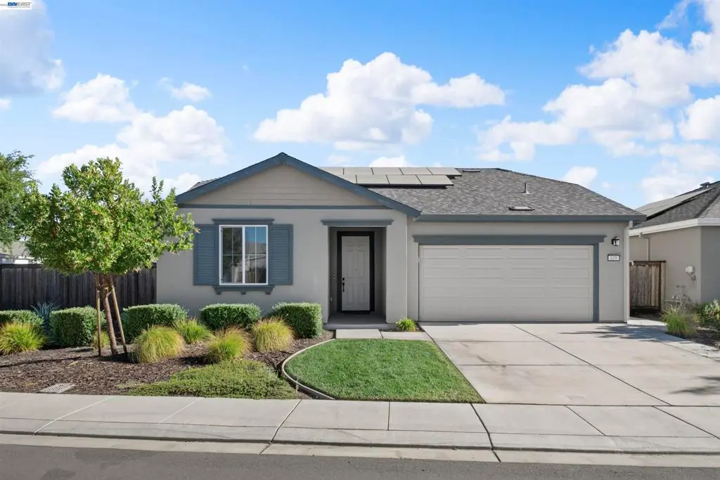 Single Family Residence for sale at 619 Heathridge Street, Manteca, CA featuring 2 beds and 2 baths
