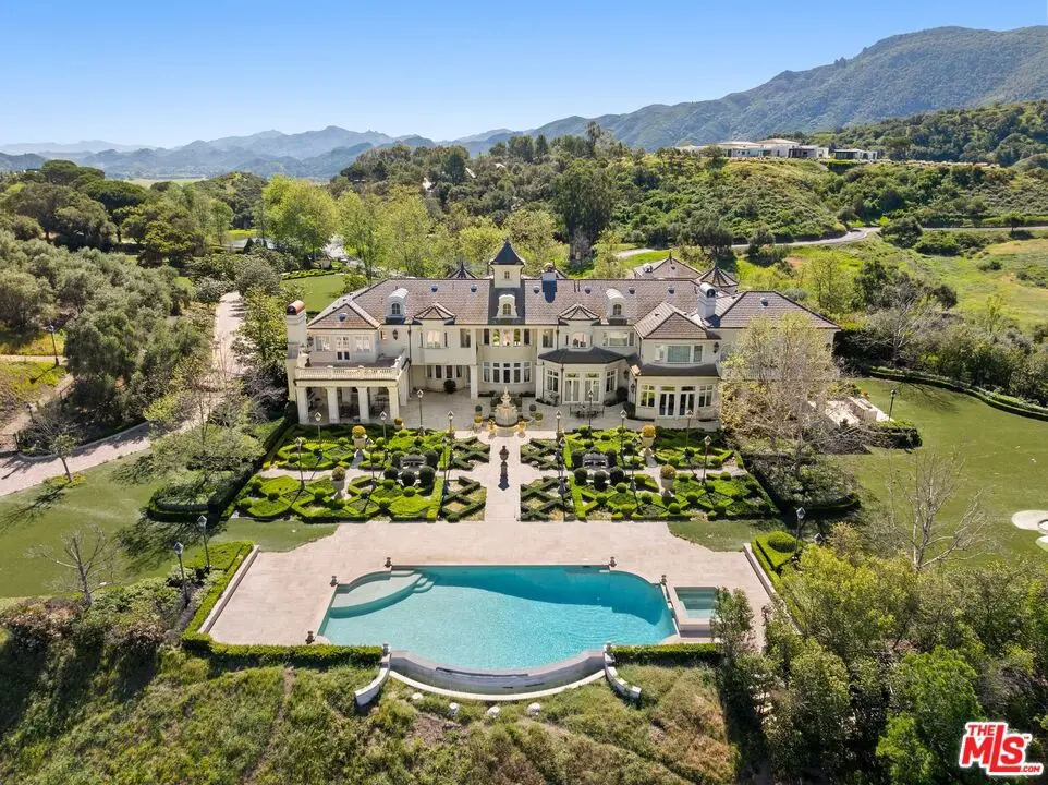 2500 White Stallion Road, Thousand Oaks, CA — listing photo 1