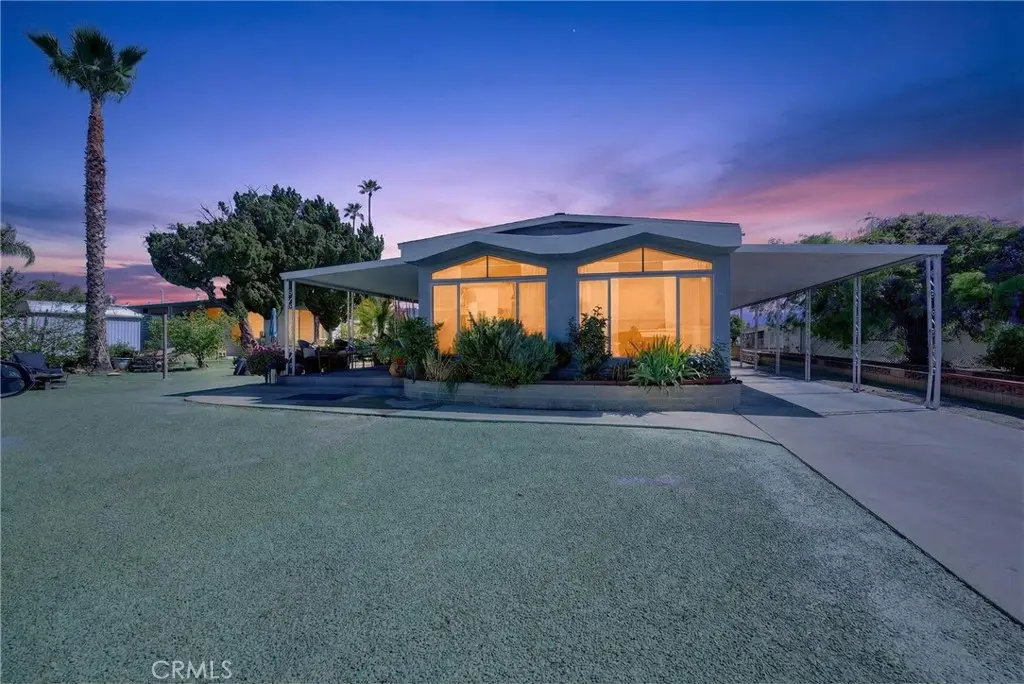 Manufactured On Land for sale at 780 Santa Clara Circle, Hemet, CA featuring 2 beds and 2 baths