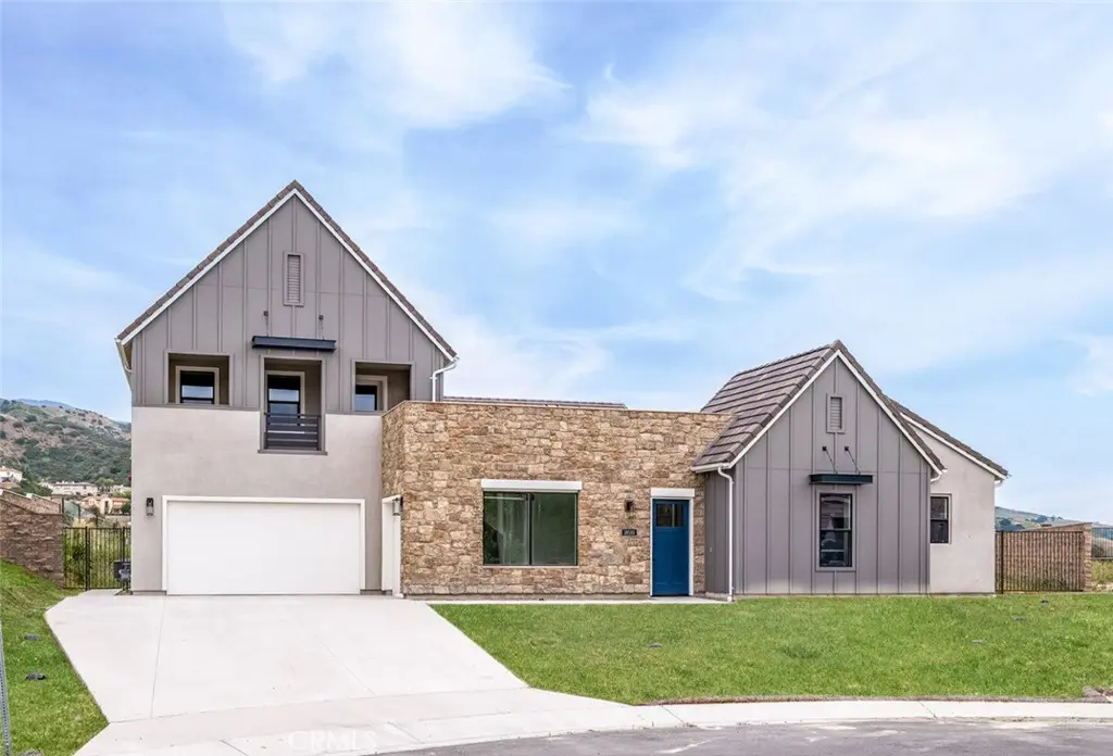 18510 Boulder Bluff, Silverado, CA — listing photo 1