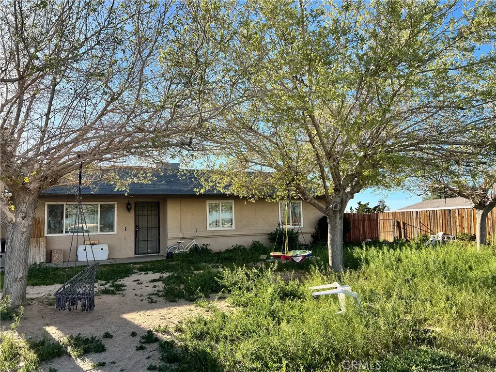 11890 10th, Hesperia, CA — listing photo 1