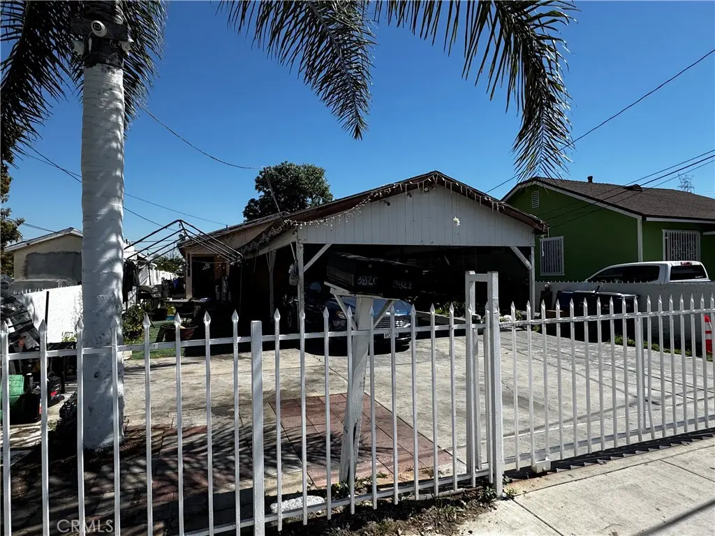 Duplex for sale at 8820 Beach, Los Angeles, CA