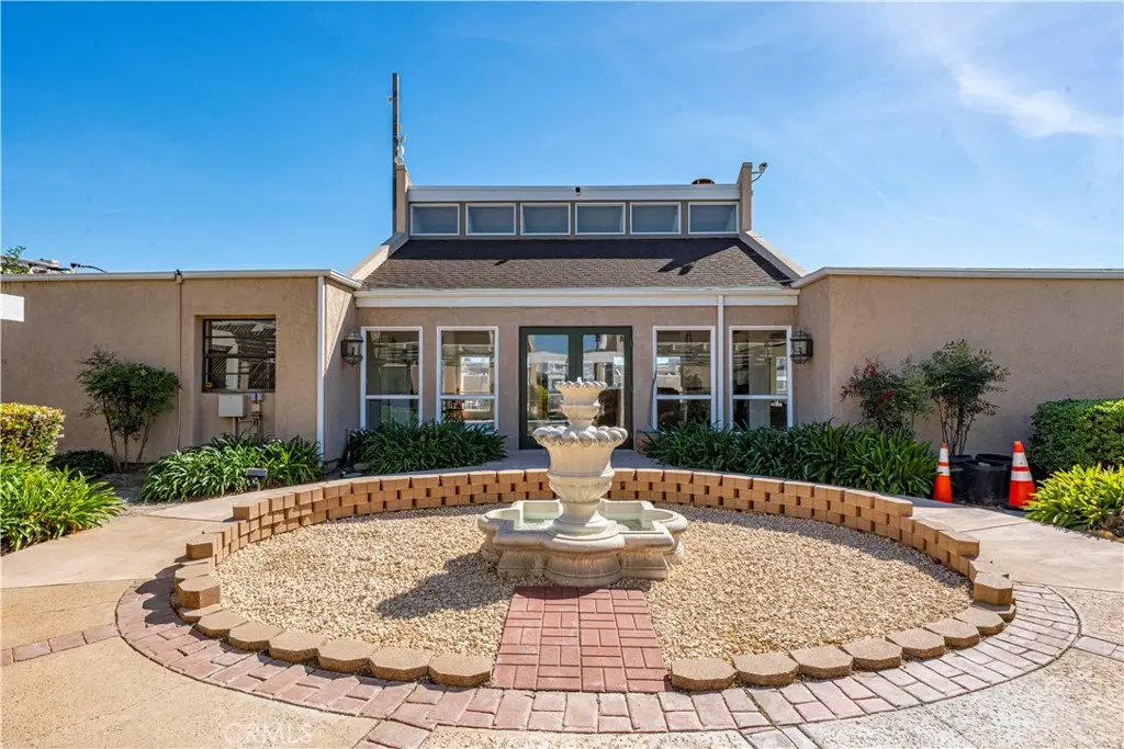 2900 Madison D17, Fullerton, CA — listing photo 1