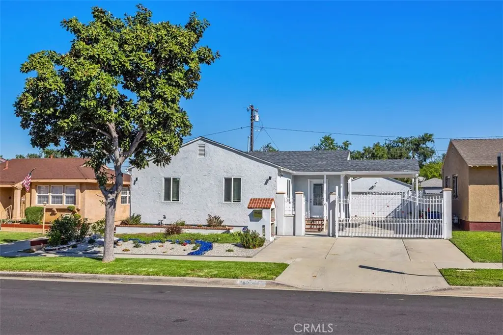 Single Family Residence for sale at 1655 W 110th, Los Angeles, CA featuring 3 beds and 2 baths
