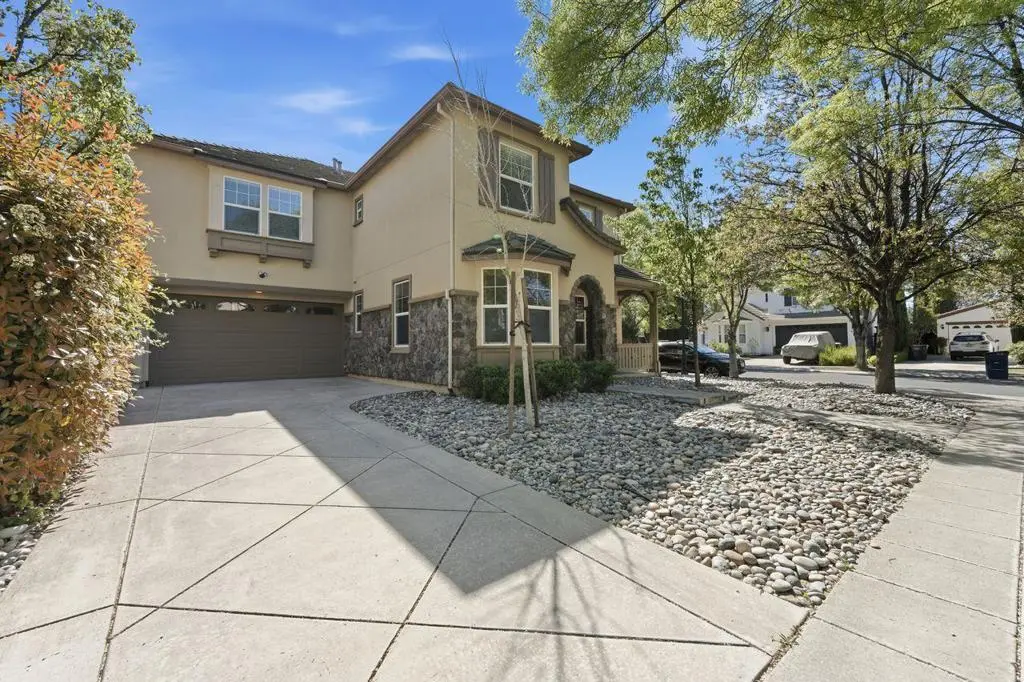 698 W Rico Way, Mountain House, CA — listing photo 1