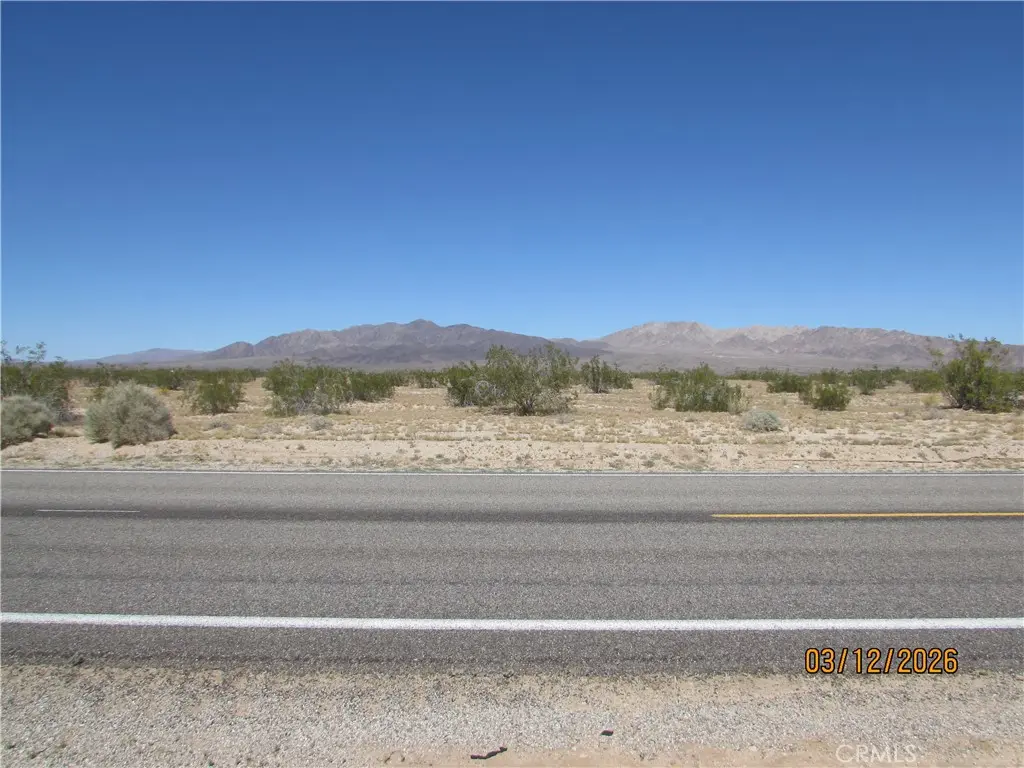 42 Amboy, 29 Palms, CA — listing photo 1