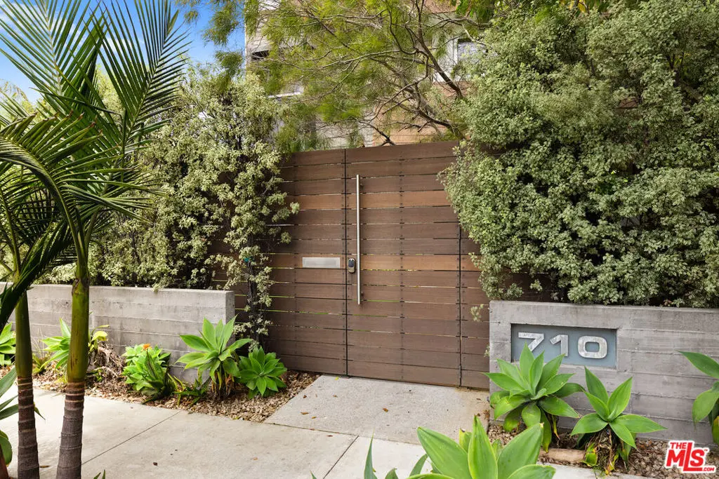 710 Milwood Avenue, Venice, CA — listing photo 1