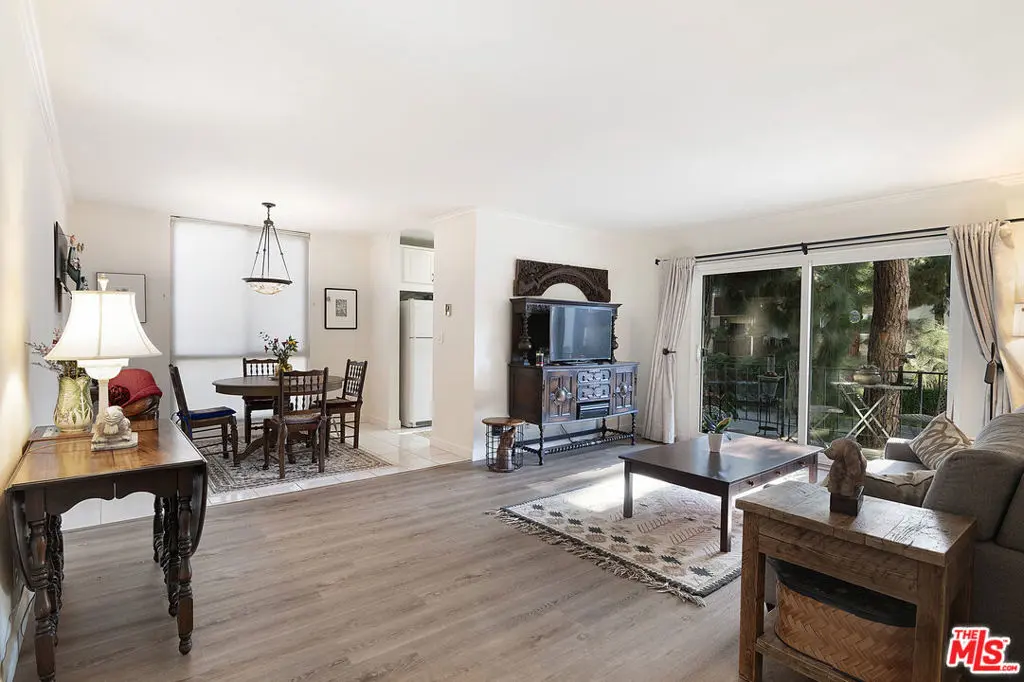 Condominium for sale at 5625 Windsor Way 107, Culver City, CA featuring 2 beds and 2 baths